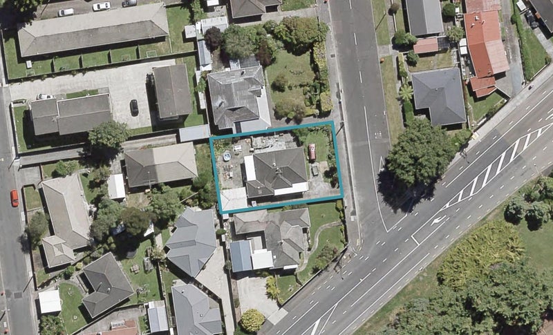 1C Henry Street, Ebdentown, Upper Hutt - Carousel 1