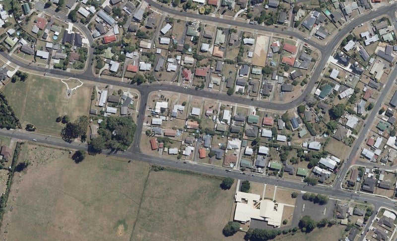 32B Cowley Drive, Temple View, Hamilton - Carousel 1