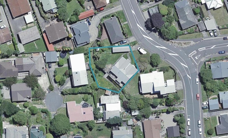 1 Marshall Street, Karori, Wellington - Carousel 1