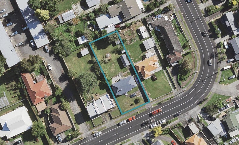 14 Hill Road, Hillpark, Auckland - Carousel 1