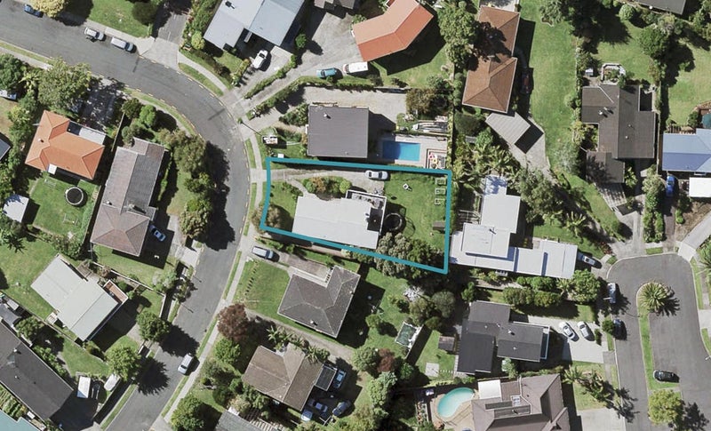 9 The Crest, Sunnyhills, Auckland - Carousel 1