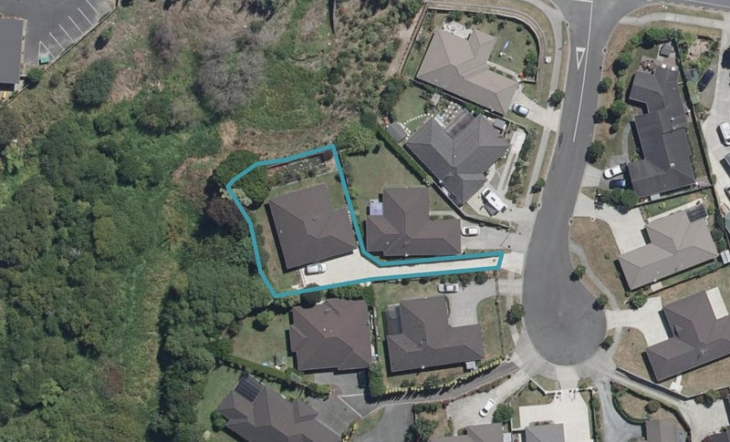 8 Millie Place, Huntington, Hamilton - Carousel 1
