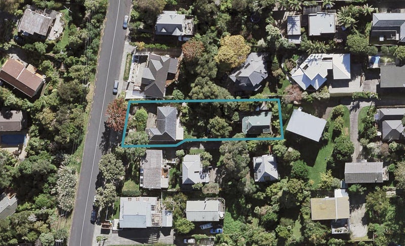 2/42 Colonial Road, Birkenhead, Auckland - Carousel 1
