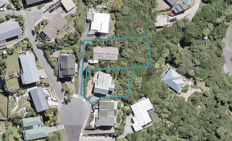 17 Wisteria Grove, Maungaraki, Lower Hutt - Carousel 1