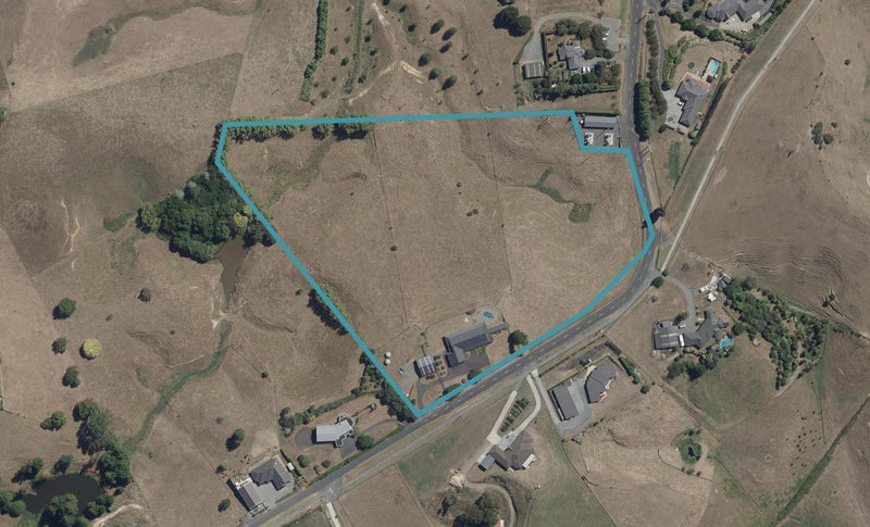 134 Wallace Road, Temple View, Hamilton - Carousel 1