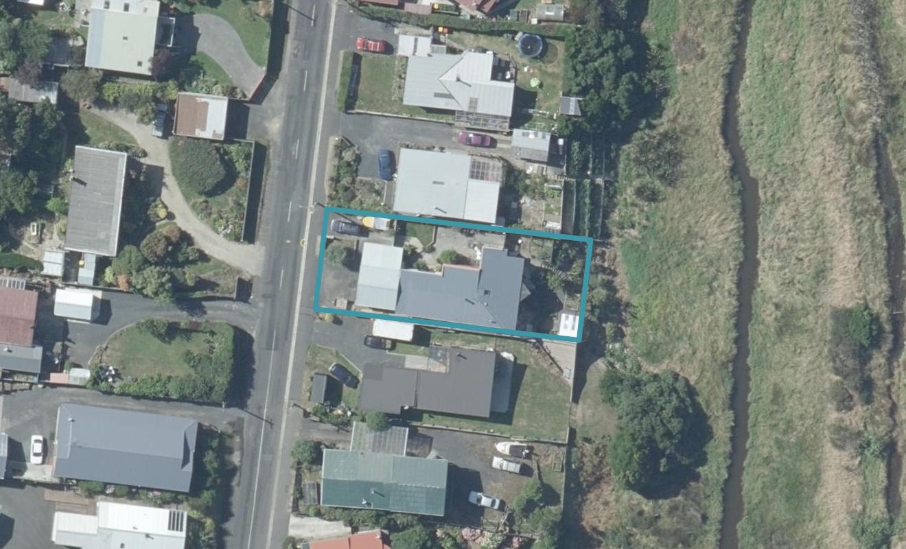 21 Edna Street, Ocean View, Dunedin - Carousel 1