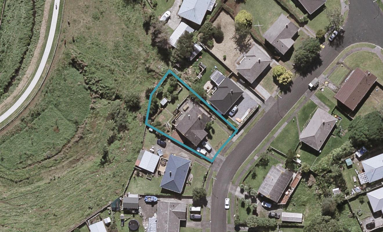 10 Marton Place, Marfell, New Plymouth - Carousel 1