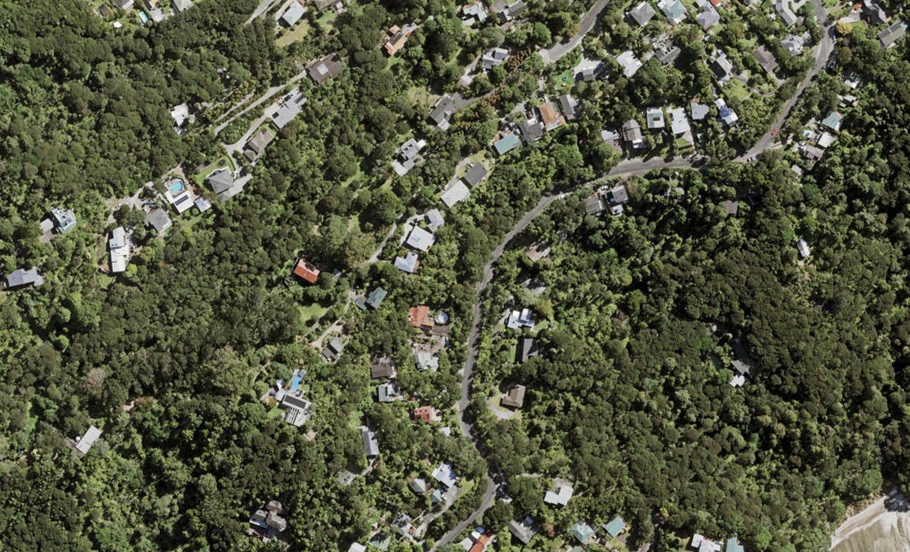 140 Takahe Road, Titirangi, Auckland - Carousel 1