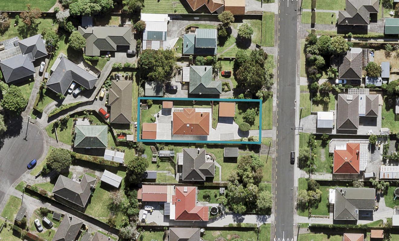 53 Neil Avenue, Te Atatu Peninsula, Auckland - Carousel 1