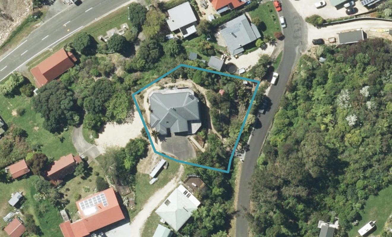 8 Gibbs Road, Collingwood - Carousel 1
