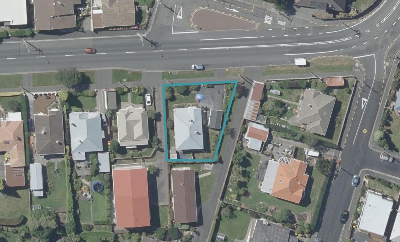 7 Mornington Road, Balaclava, Dunedin - Carousel 1