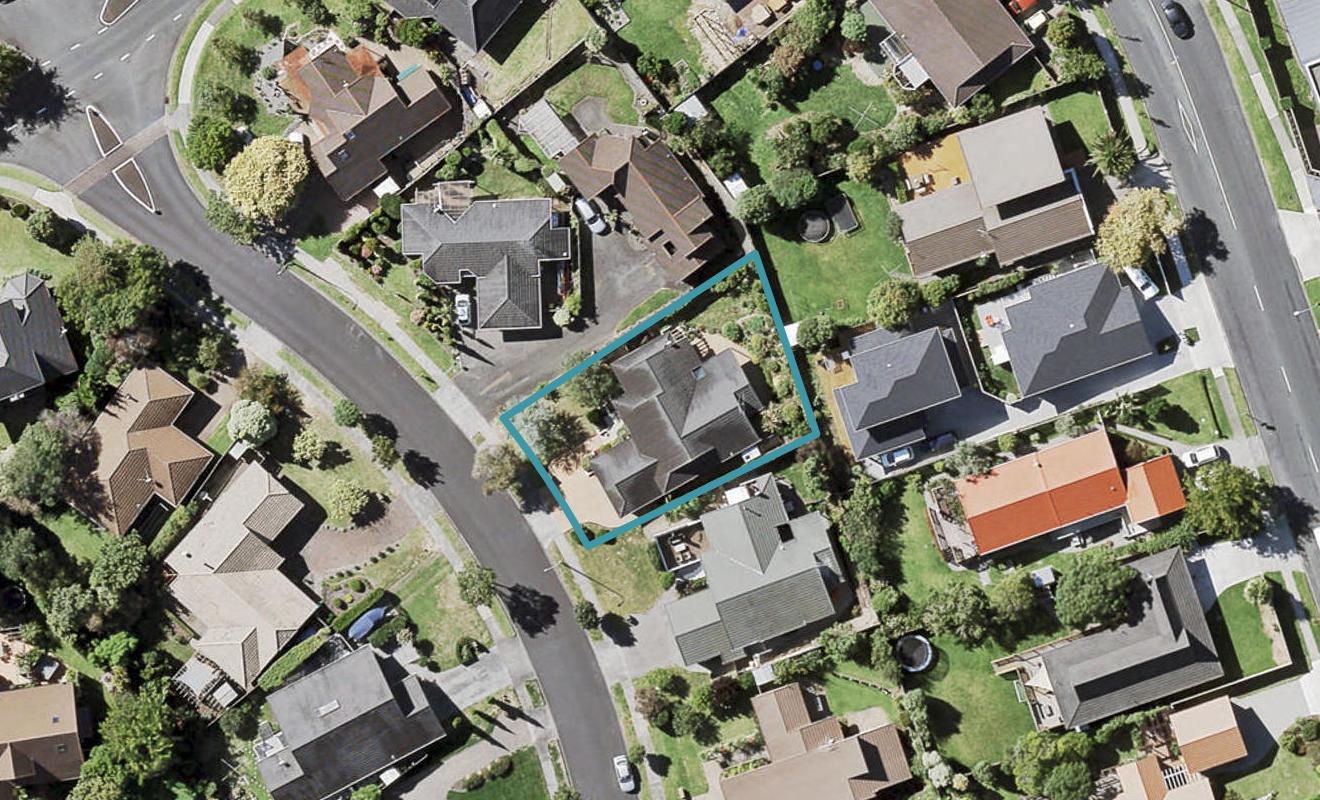 8 Currell Way, Somerville, Auckland - Carousel 1