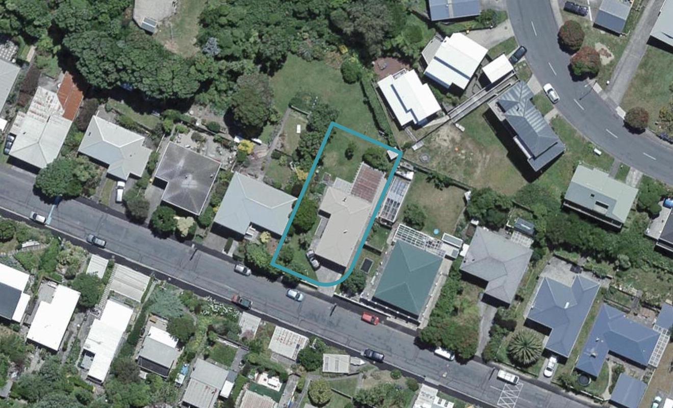 21A Robertson Street, Owhiro Bay, Wellington - Carousel 1
