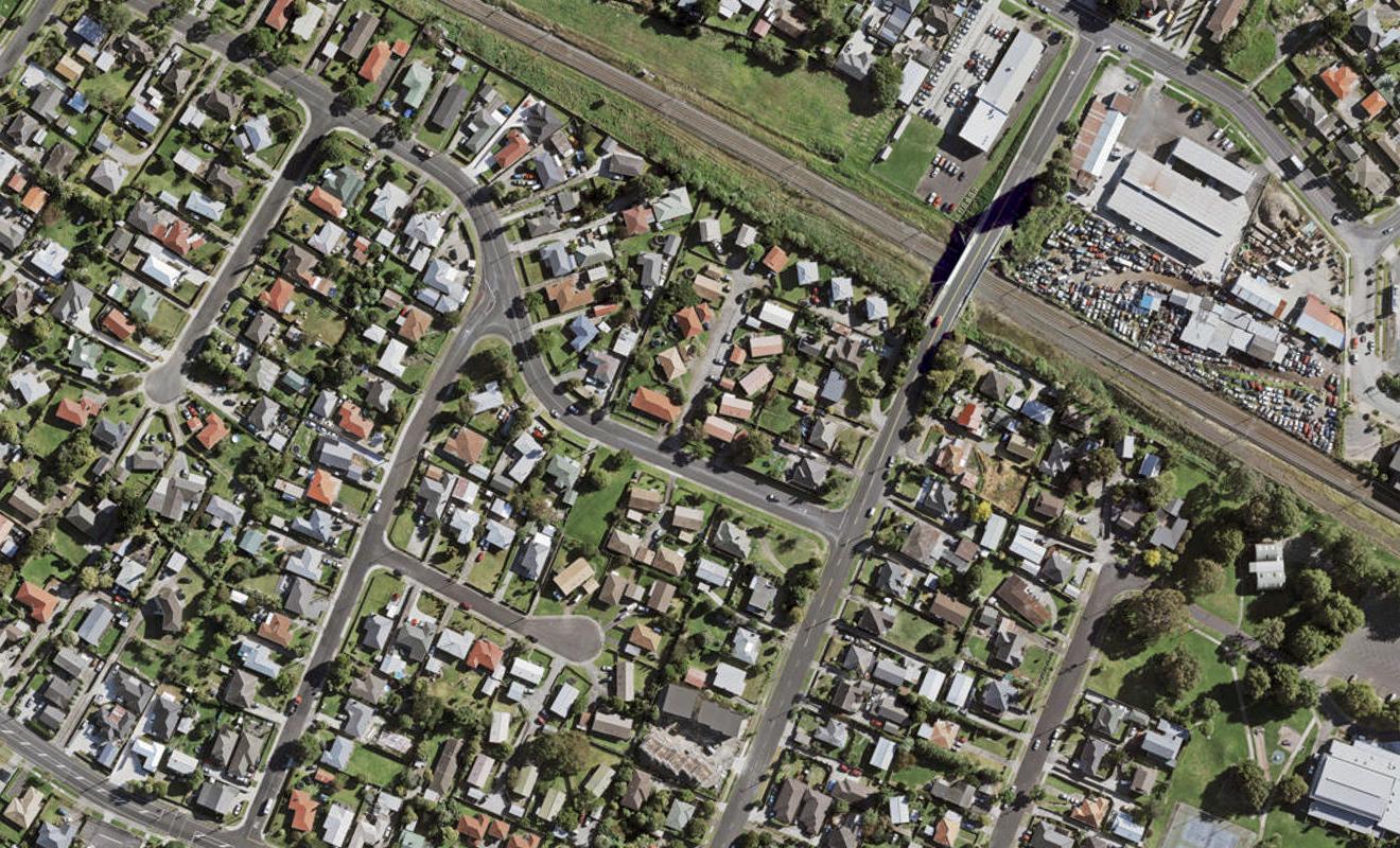 1/142 Gloucester Road, Manurewa, Auckland - Carousel 1