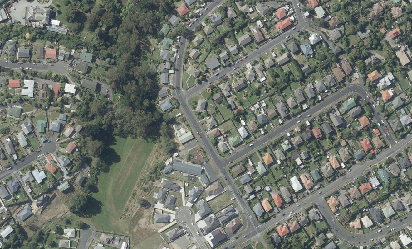 5 Lockerbie Street, Kew, Dunedin - Carousel 1