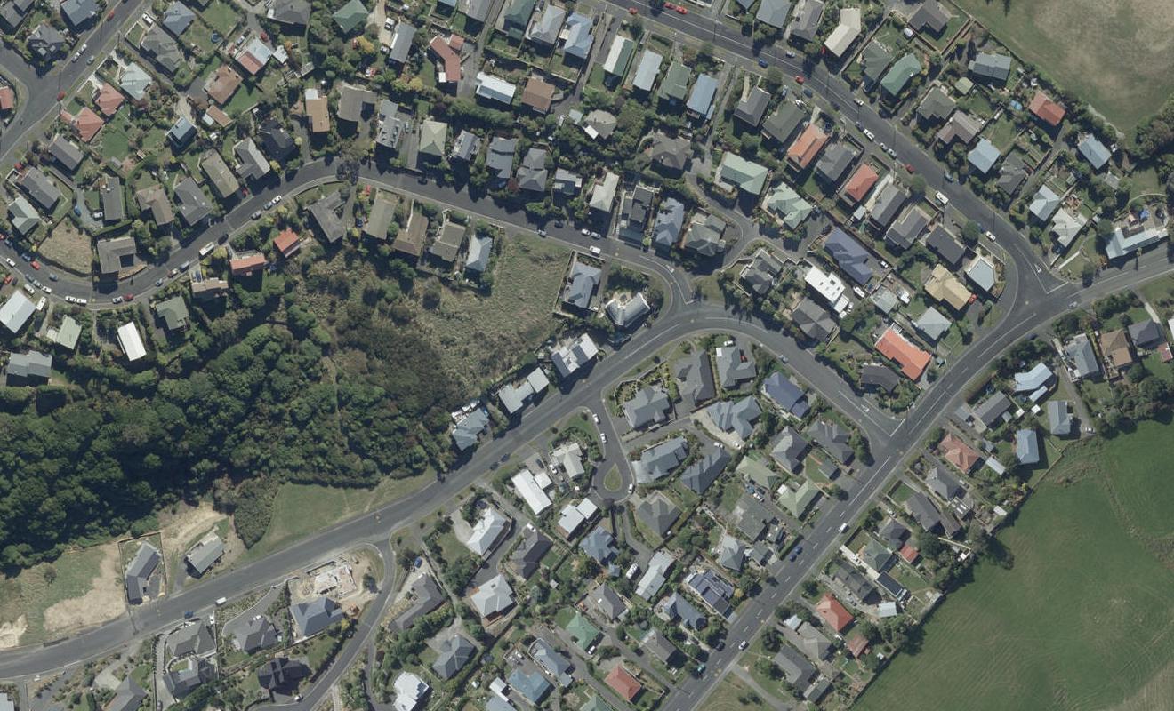 215 Somerville Street, Shiel Hill, Dunedin - Carousel 1