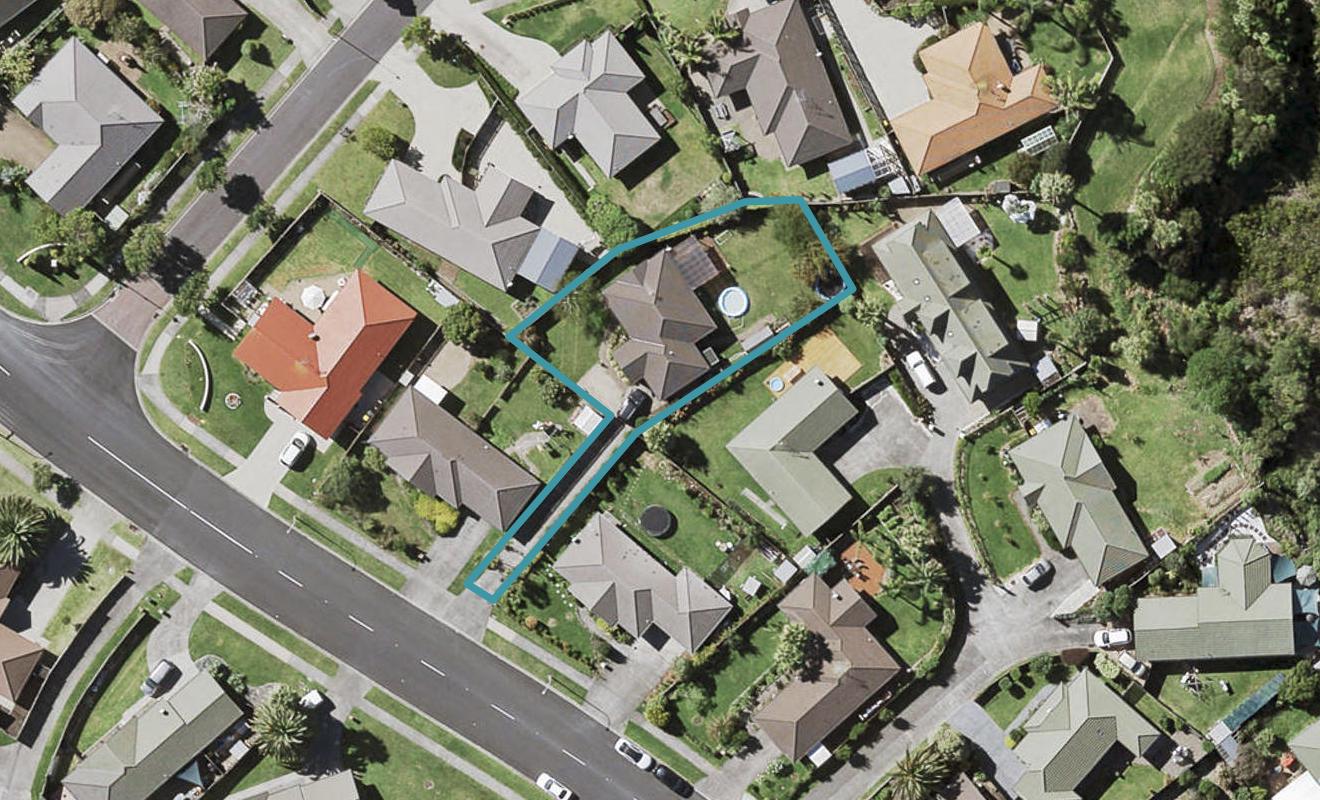 77 Burswood Drive, Burswood, Auckland - Carousel 1