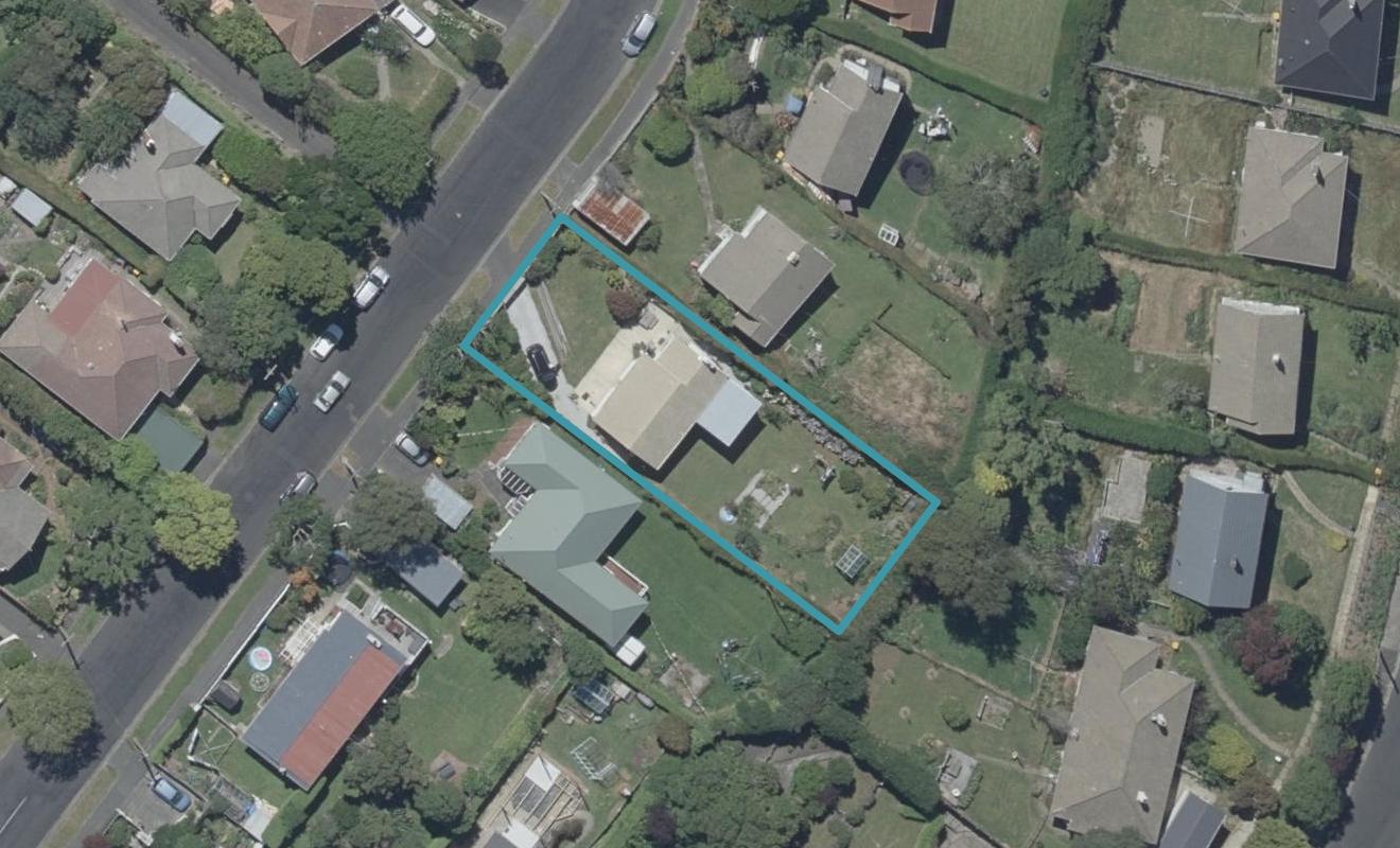 14 Greenhill Avenue, Wakari, Dunedin - Carousel 1