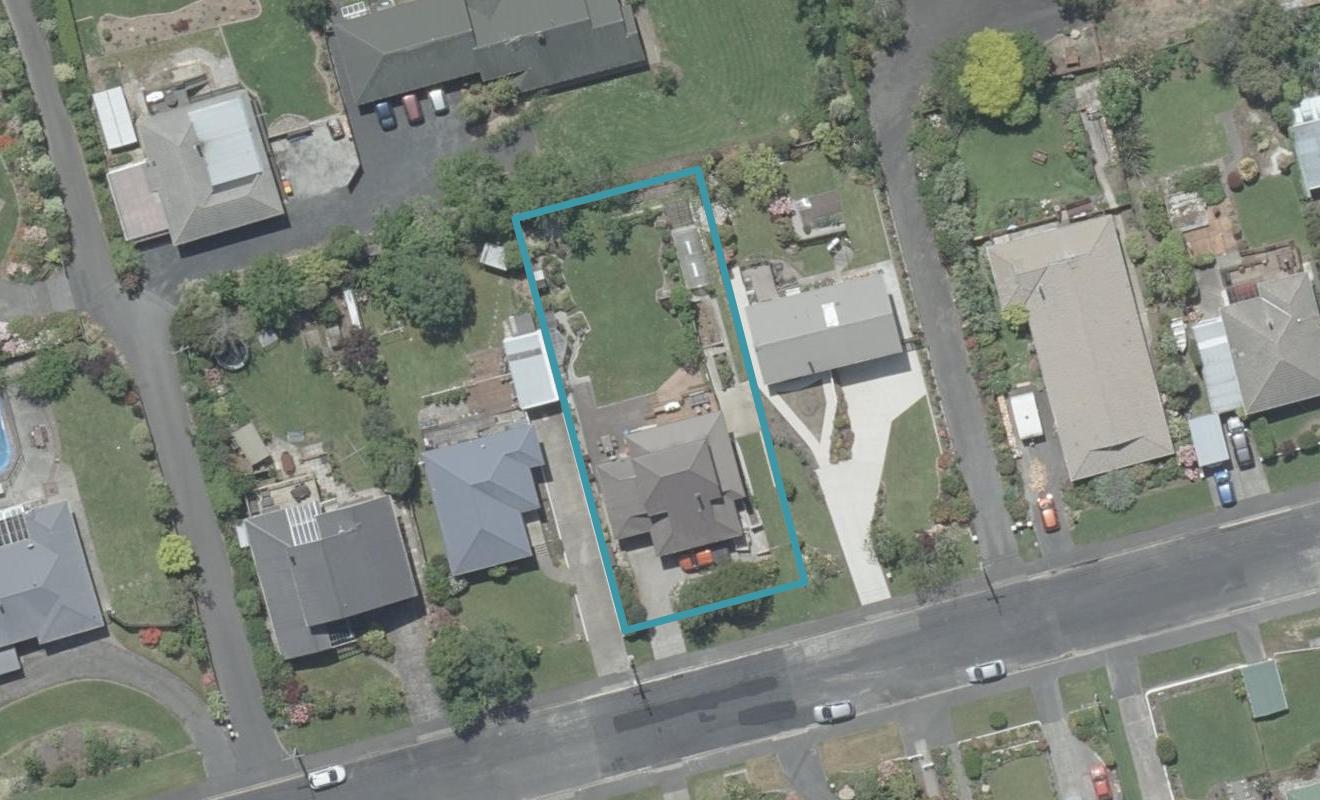 27 Martin Road, Fairfield, Dunedin - Carousel 1