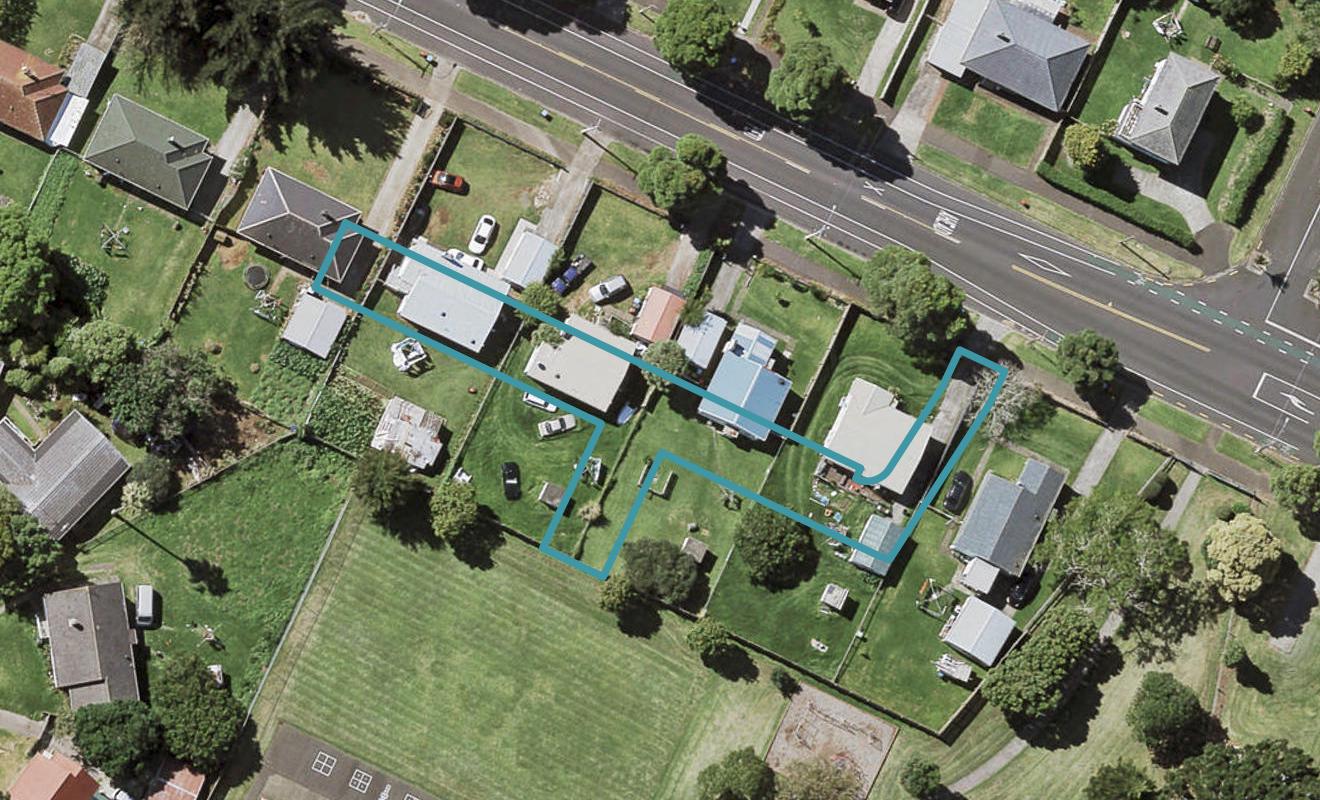 17 Leiite Setefano Way, Point England, Auckland - Carousel 1