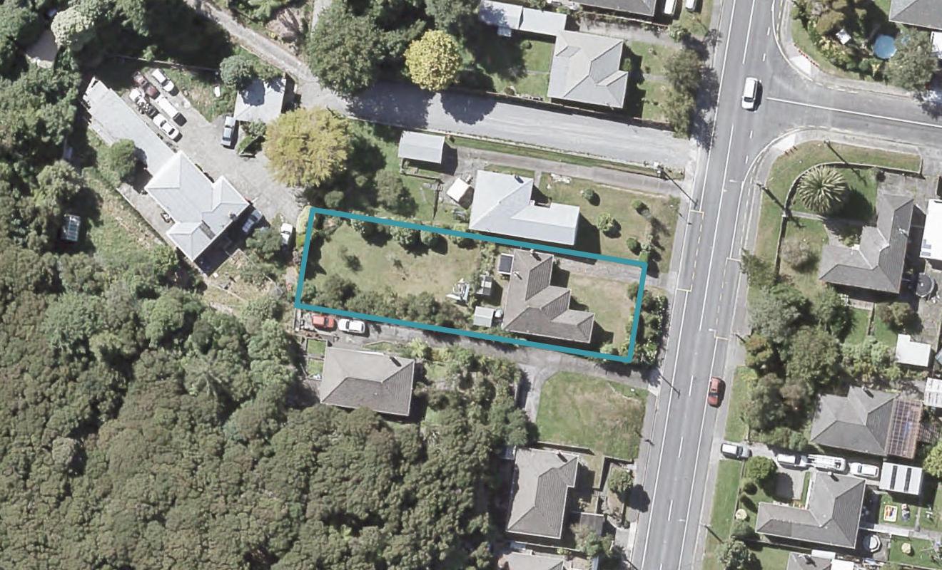 169 Wellington Road, Wainuiomata, Lower Hutt - Carousel 1