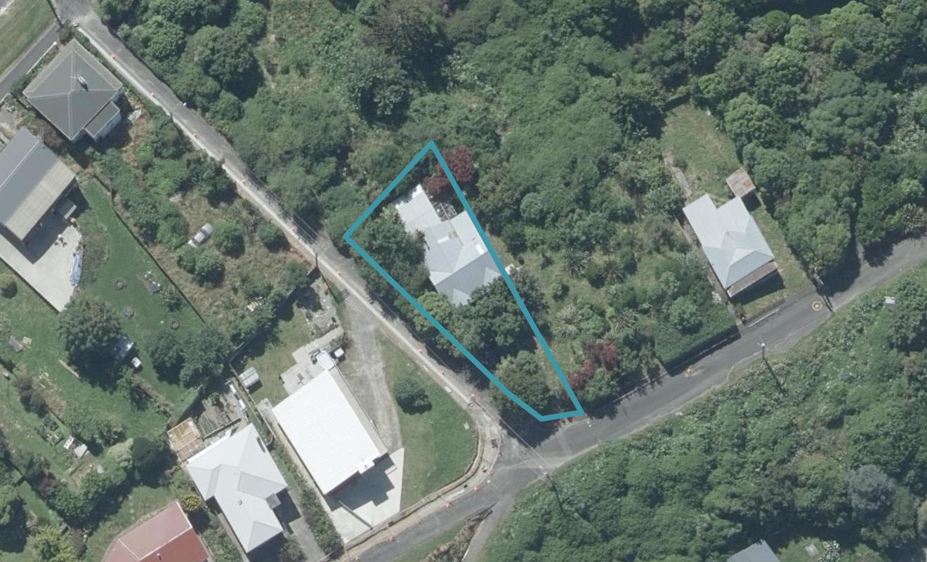 20 Island Terrace, Port Chalmers, Dunedin - Carousel 1