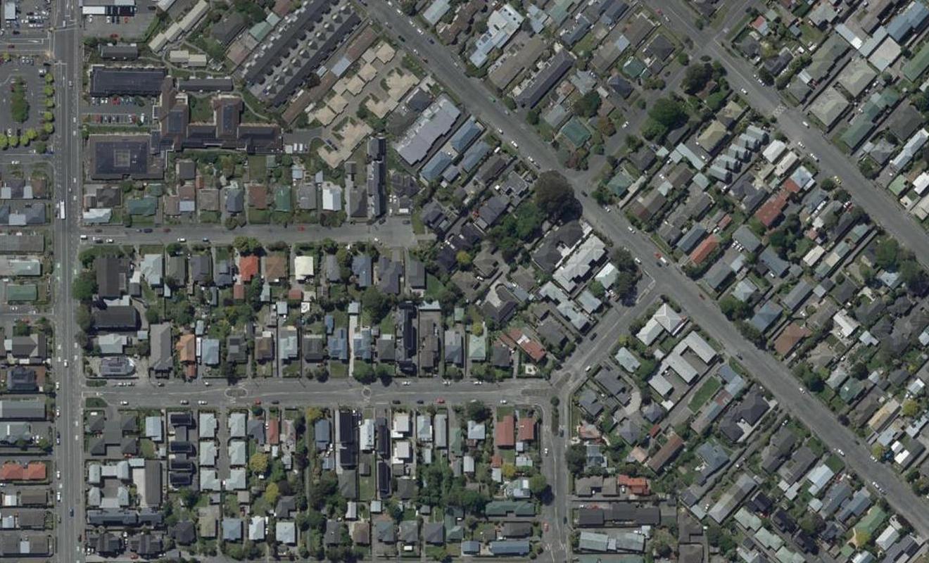 2/74 Southampton Street, Sydenham, Christchurch - Carousel 1