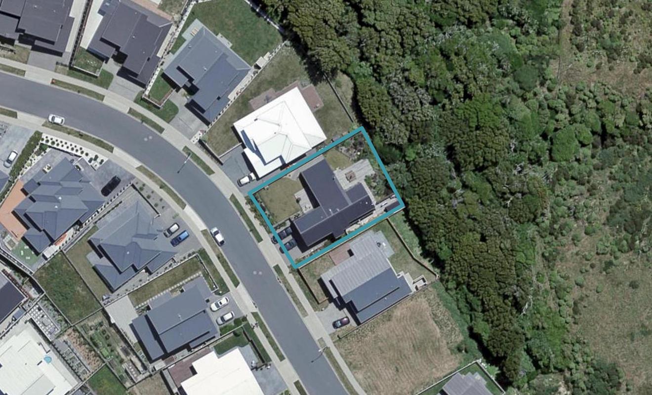 9 Crompton Avenue, Churton Park, Wellington - Carousel 1