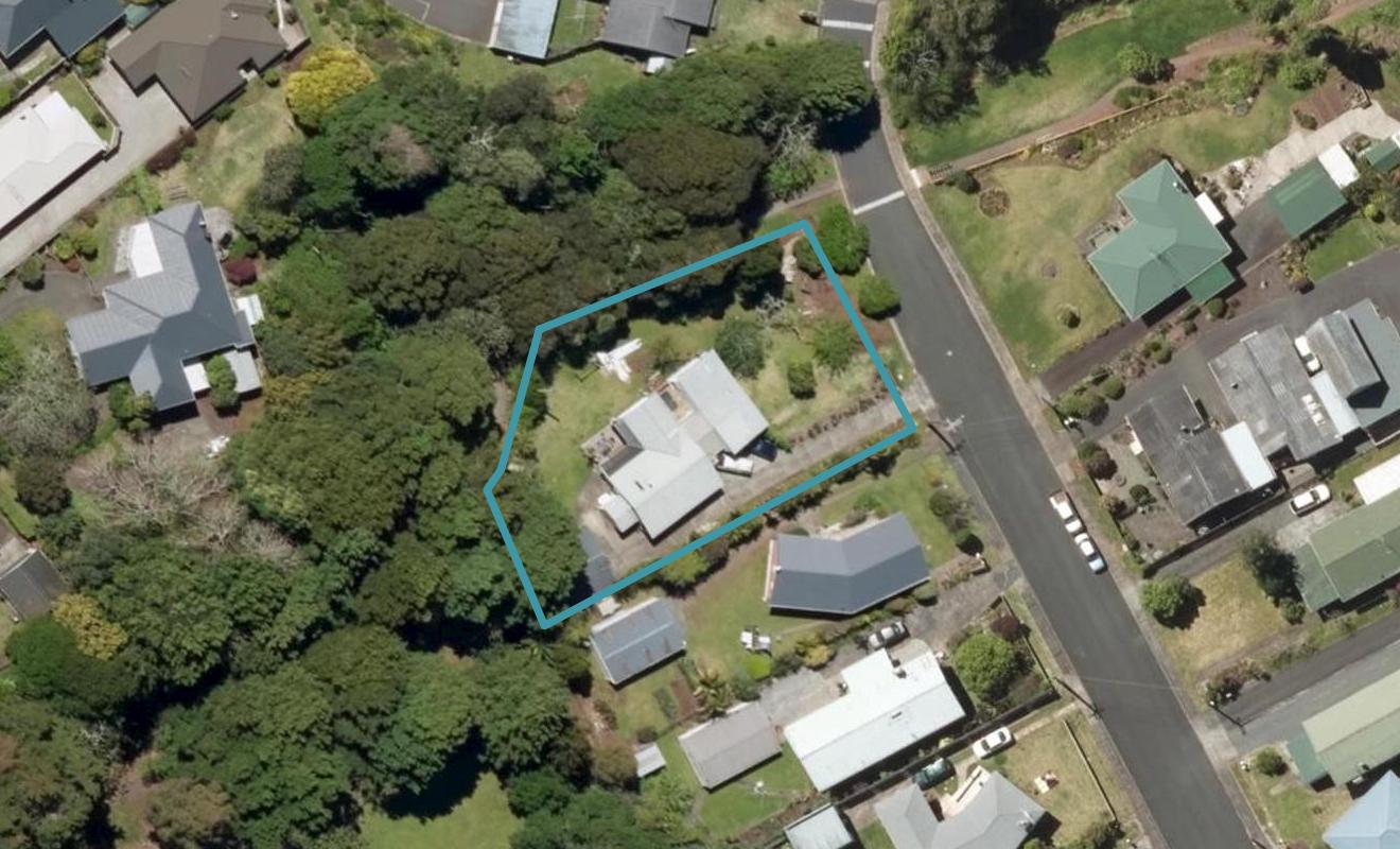 24 Ford Avenue, Kamo, Whangarei - Carousel 1