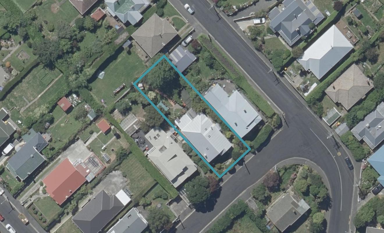 31 Fortune Street, Dalmore, Dunedin - Carousel 1