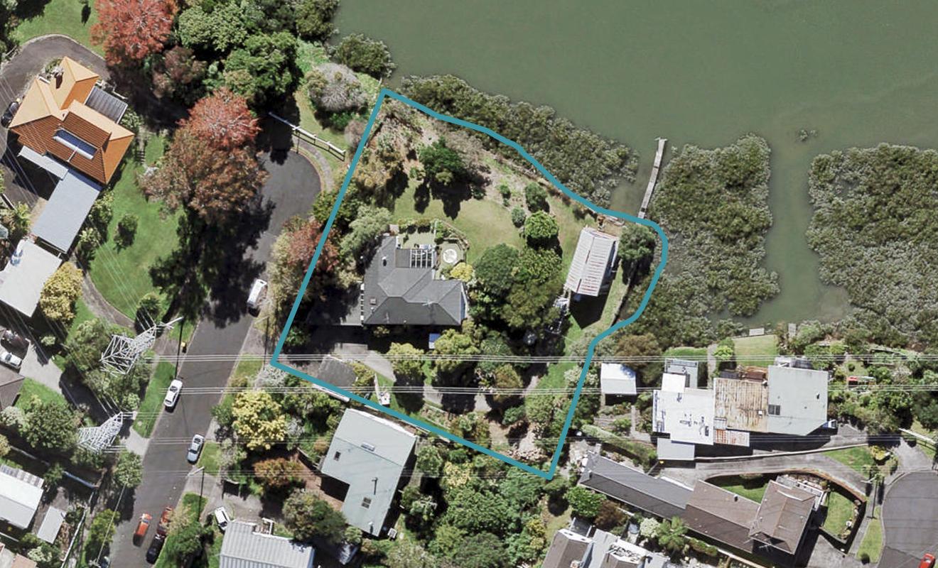 125 Lynwood Road, New Lynn, Auckland - Carousel 1