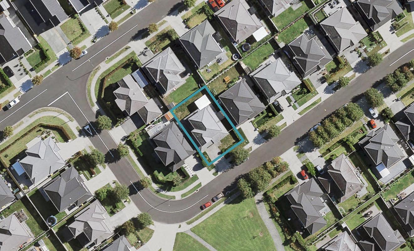 17 Springcrest Drive, Karaka, Papakura - Carousel 1