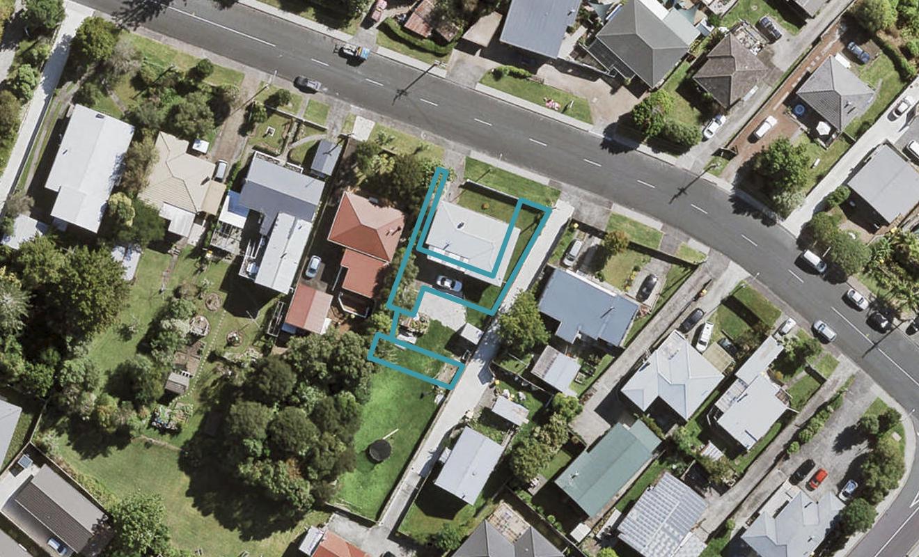 5/47 Awaroa Road, Sunnyvale, Auckland - Carousel 1
