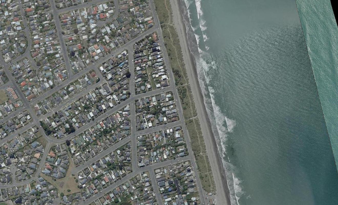 2/49 Marine Parade, North New Brighton, Christchurch - Carousel 1