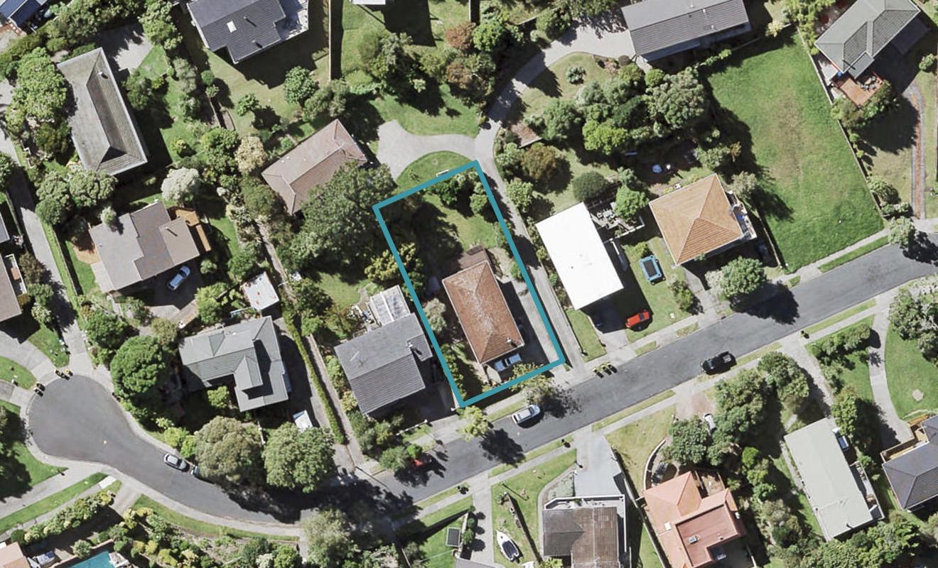 39 Wyoming Avenue, Murrays Bay, Auckland - Carousel 1
