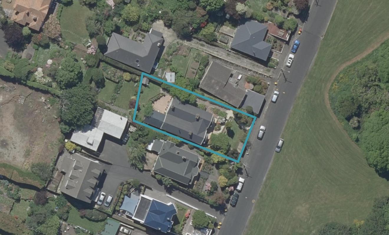 15 Harcourt Street, Belleknowes, Dunedin - Carousel 1