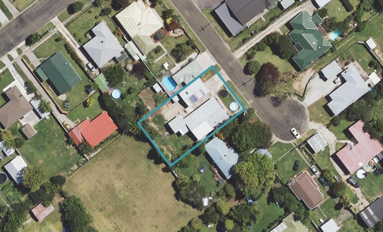 4 Vivian Street, Inner Kaiti, Gisborne - Carousel 1