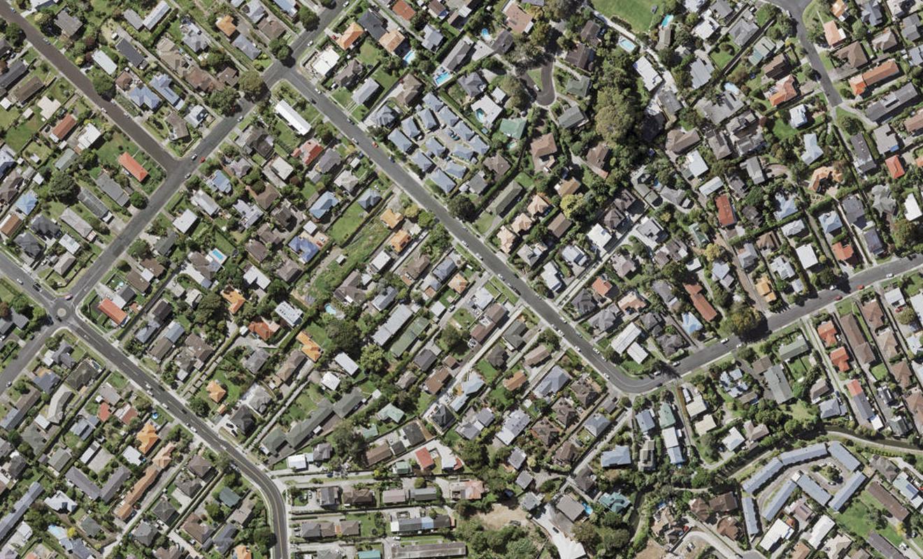 1/14 Dallinghoe Crescent, Milford, Auckland - Carousel 1