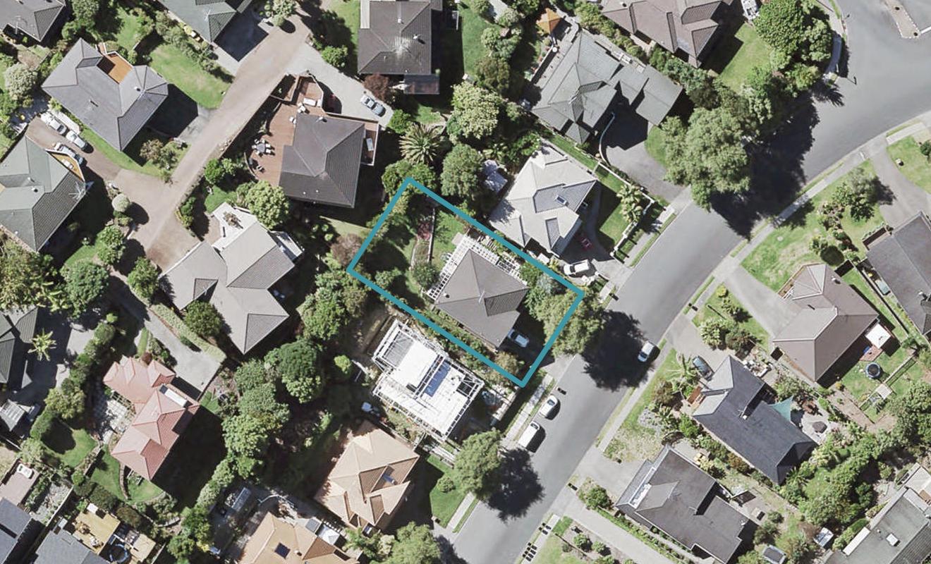 39 Bayside Drive, Browns Bay, Auckland - Carousel 1