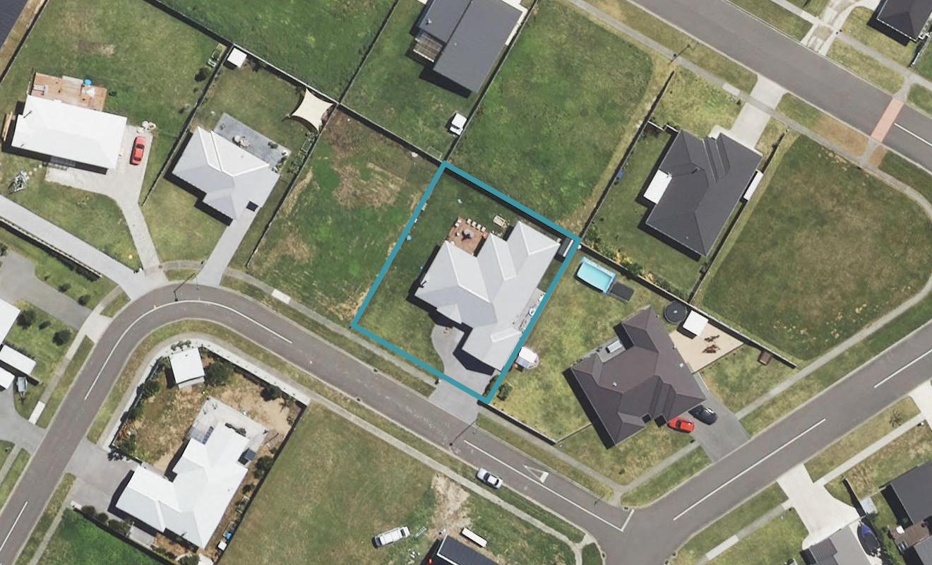 16 Ferris Crescent, Wainui, Gisborne - Carousel 1