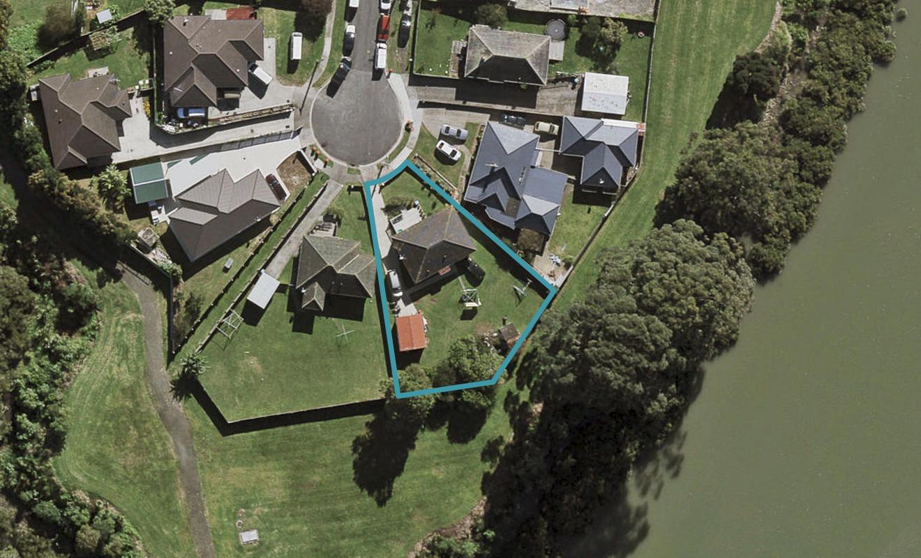 7 Clements Street, Otahuhu, Auckland - Carousel 1