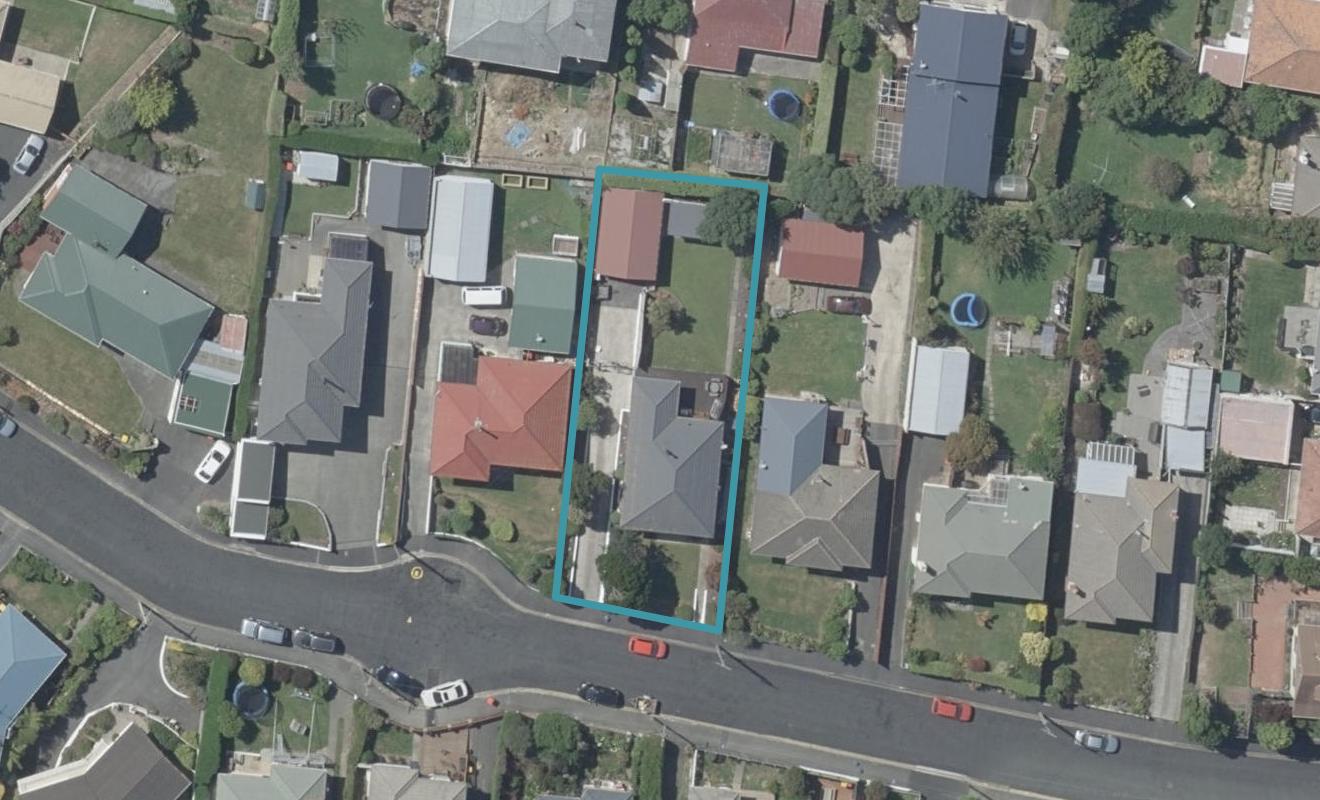8 Warwick Street, Balaclava, Dunedin - Carousel 1