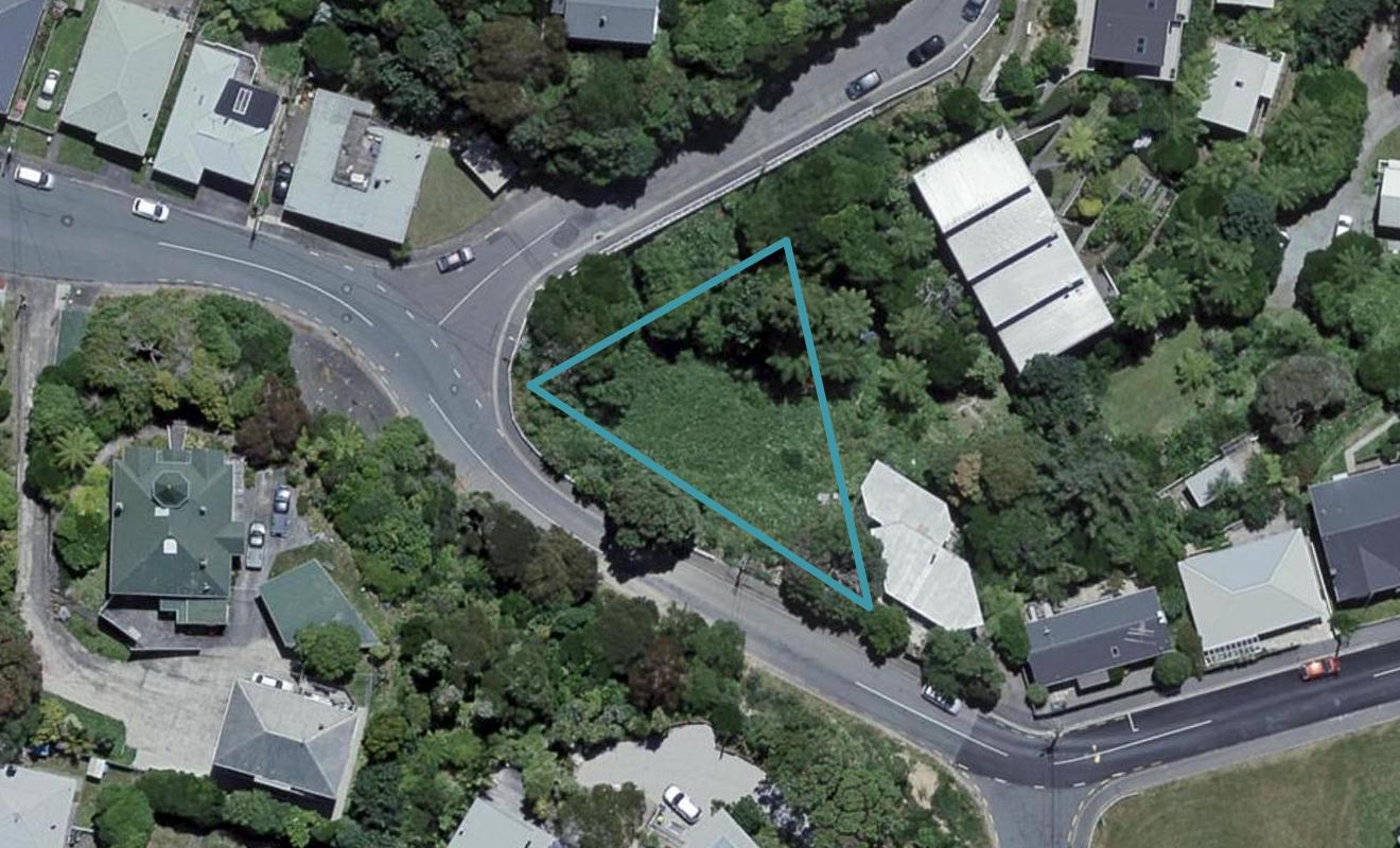 2 Whaui Street, Vogeltown, Wellington - Carousel 1