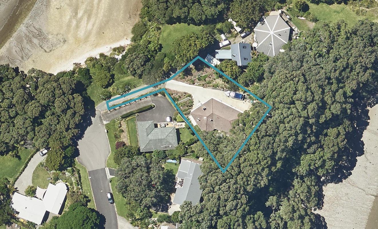 24 Moana Drive, Tanners Point, Katikati - Carousel 1