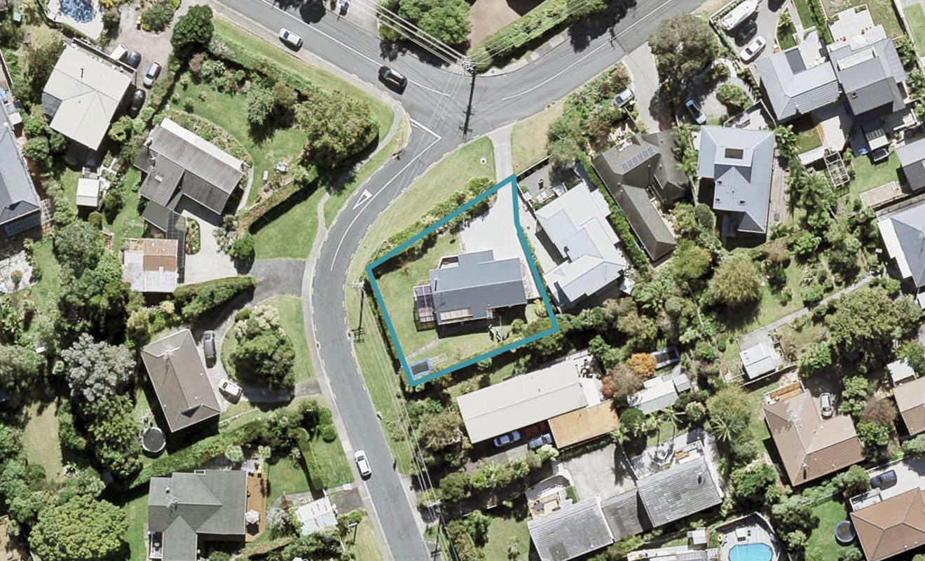 1 Watea Road, Torbay, Auckland - Carousel 1