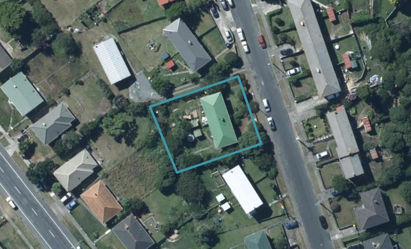 74 Hereford Street, Cannons Creek, Porirua - Carousel 1