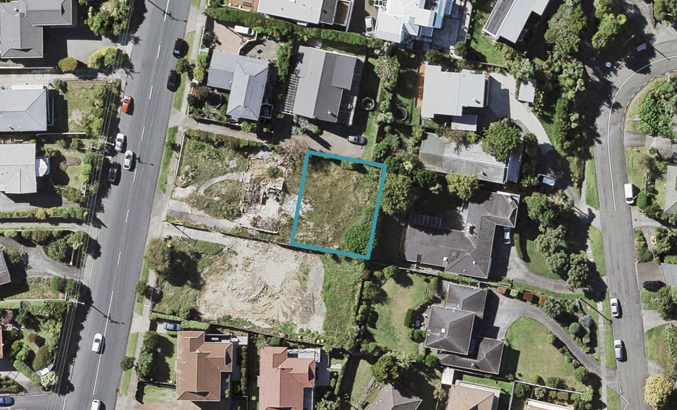 167D East Coast Road, Castor Bay, Auckland - Carousel 1