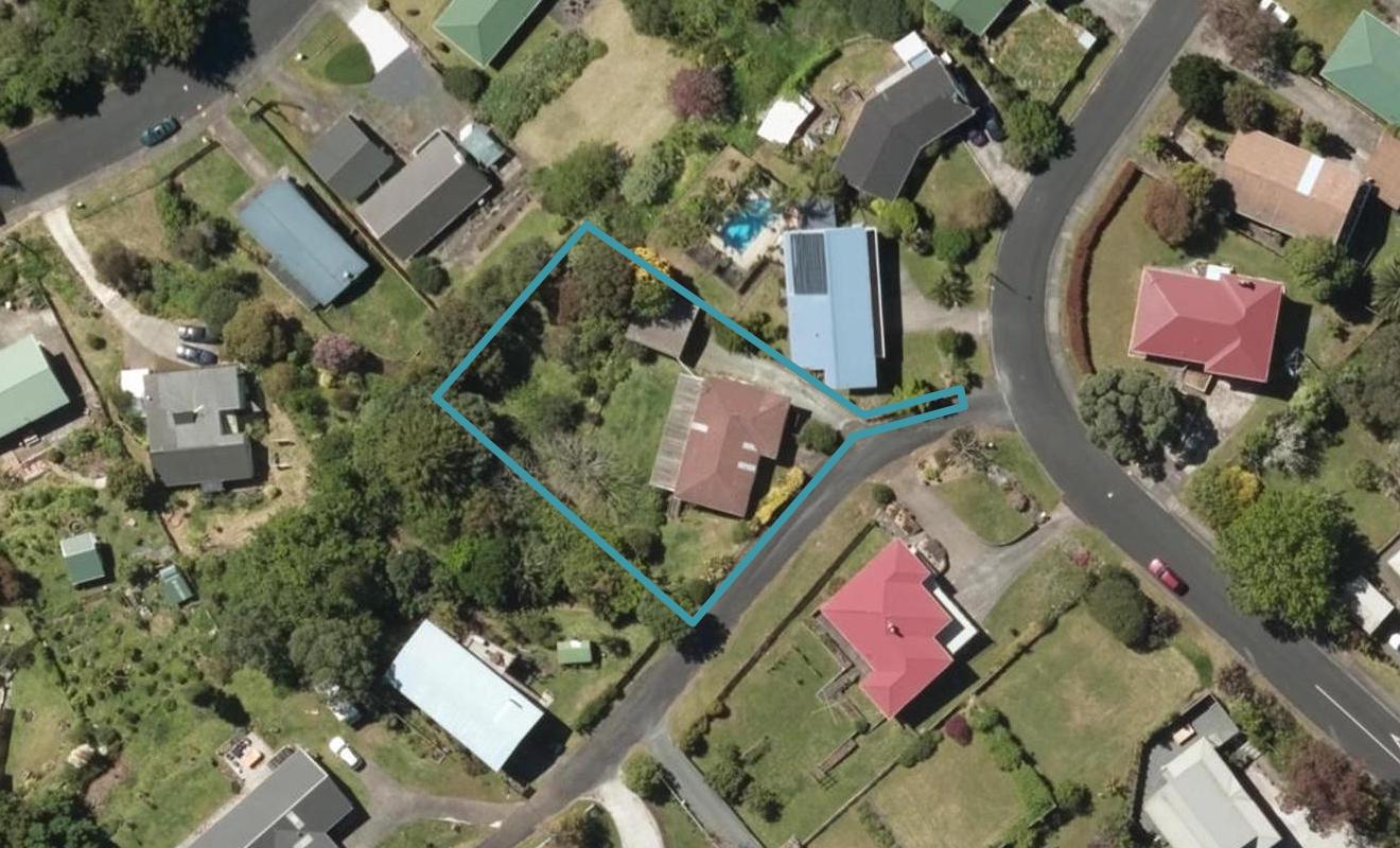 13 Paratai Crescent, Woodhill, Whangarei - Carousel 1