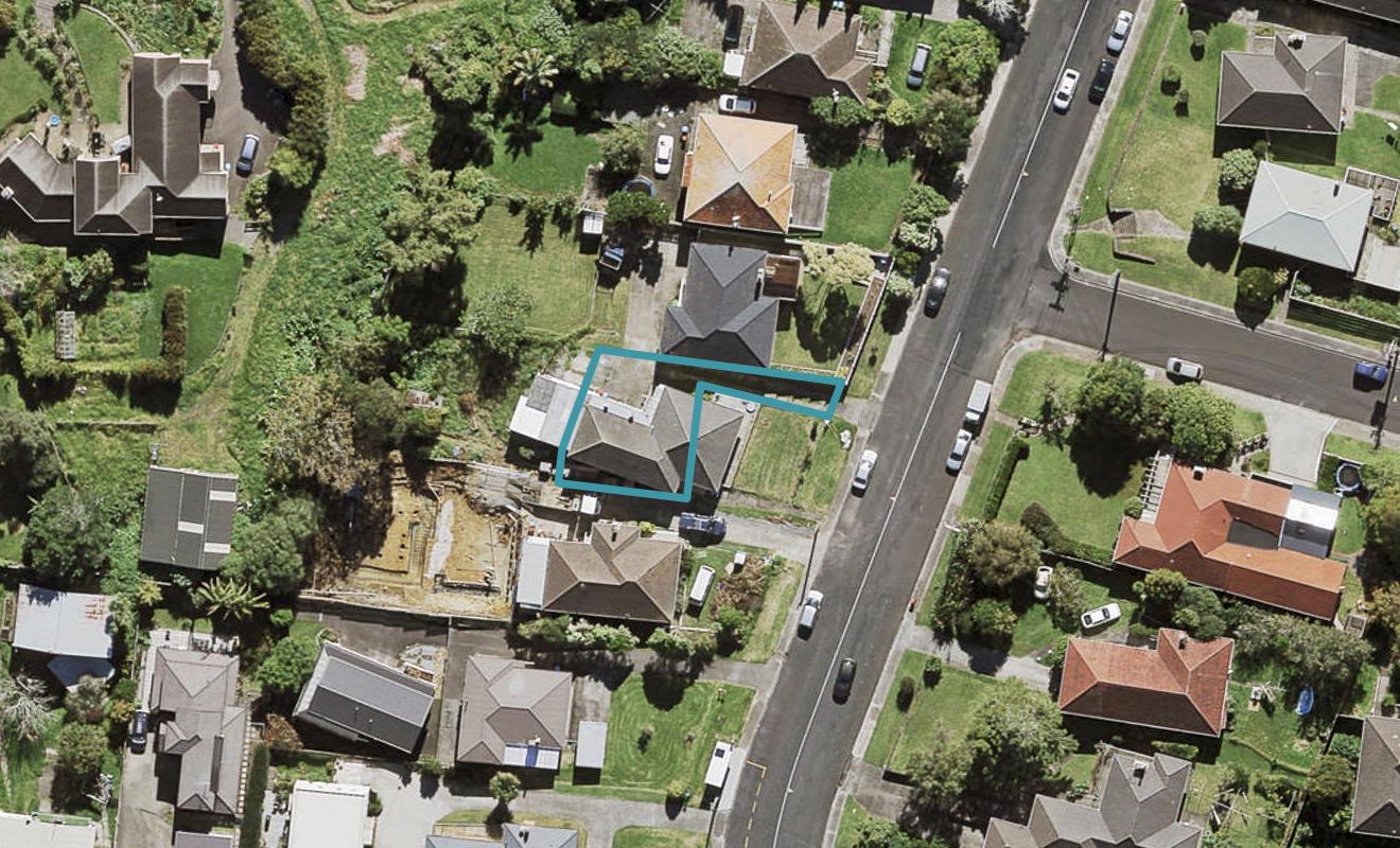 15B Oakdale Road, Mount Roskill, Auckland - Carousel 1