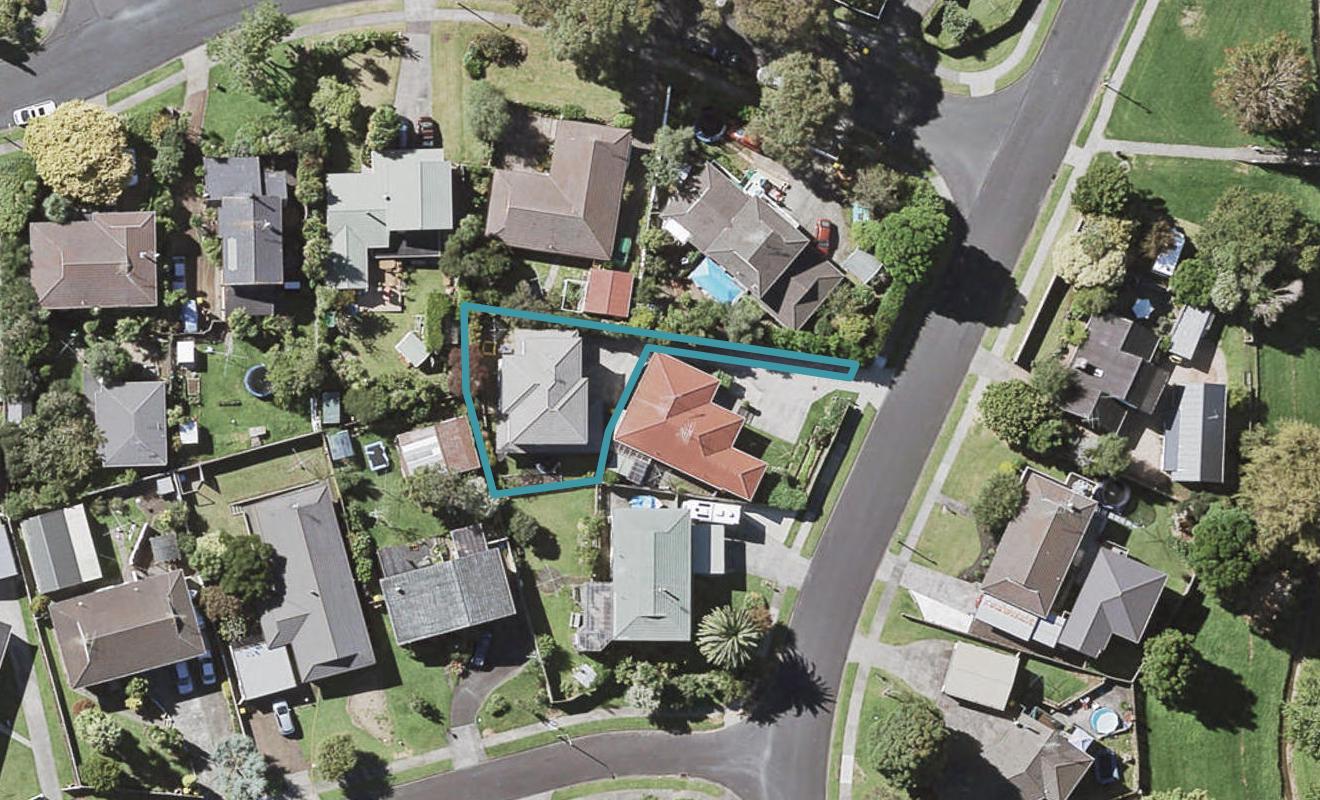 10A Kyeemagh Street, Botany Downs, Auckland - Carousel 1